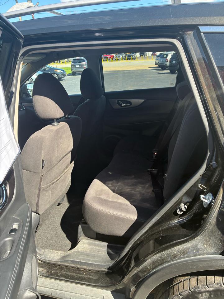 Nissan Rogue AWD 4dr SV 2016