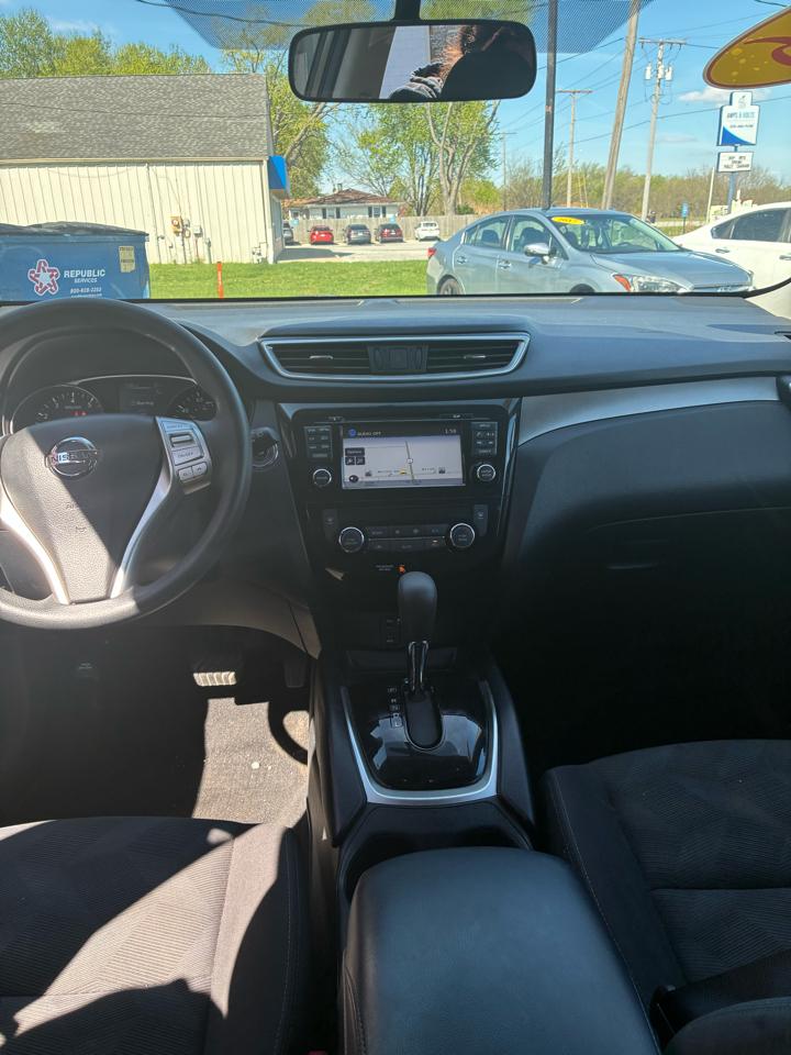 Nissan Rogue AWD 4dr SV 2016