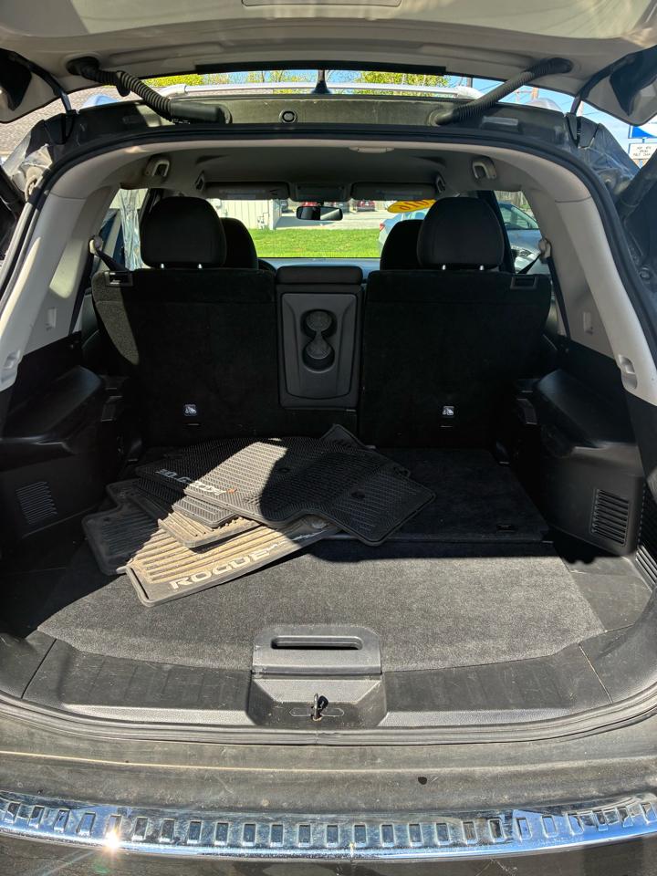 Nissan Rogue AWD 4dr SV 2016