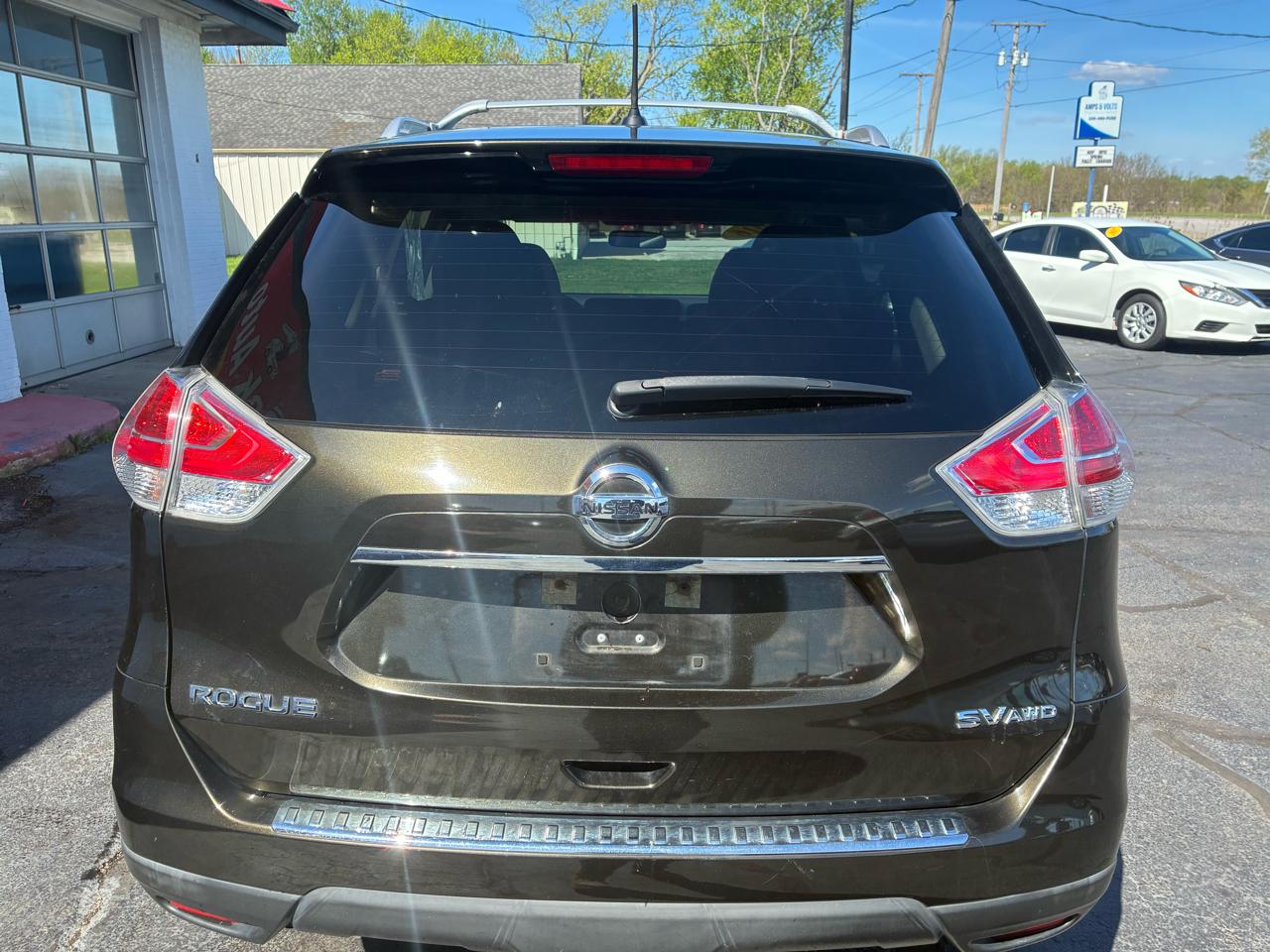 Nissan Rogue AWD 4dr SV 2016