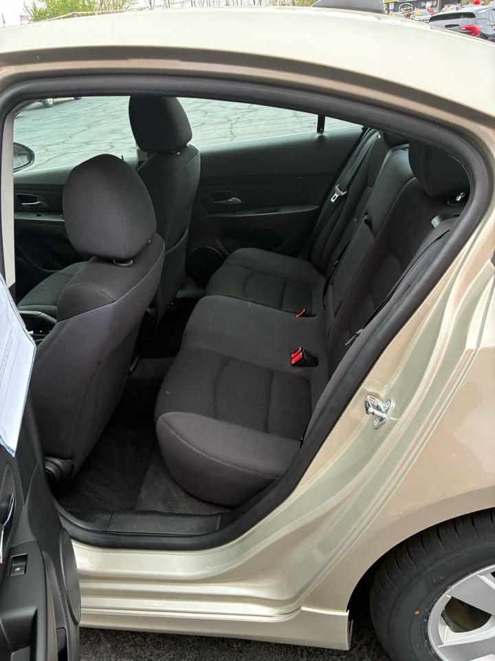 Chevrolet Cruze Limited 4dr Sdn Auto LT w/1LT 2016