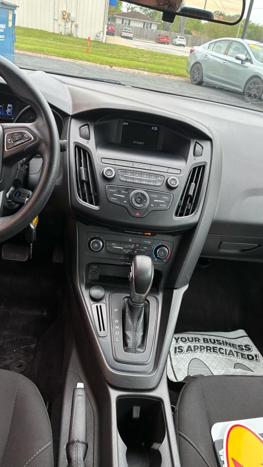 Ford Focus SE Sedan 2018