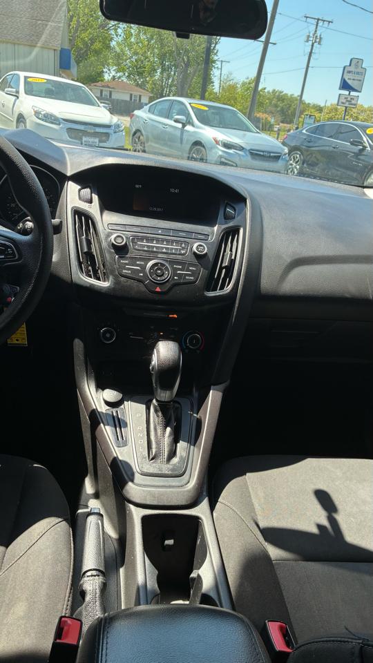 Ford Focus SE Sedan 2018