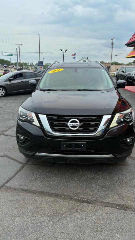 Nissan Pathfinder 4x4 SL 2018