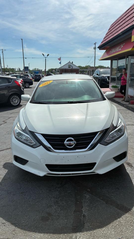 Nissan Altima 2.5 S Sedan 2017