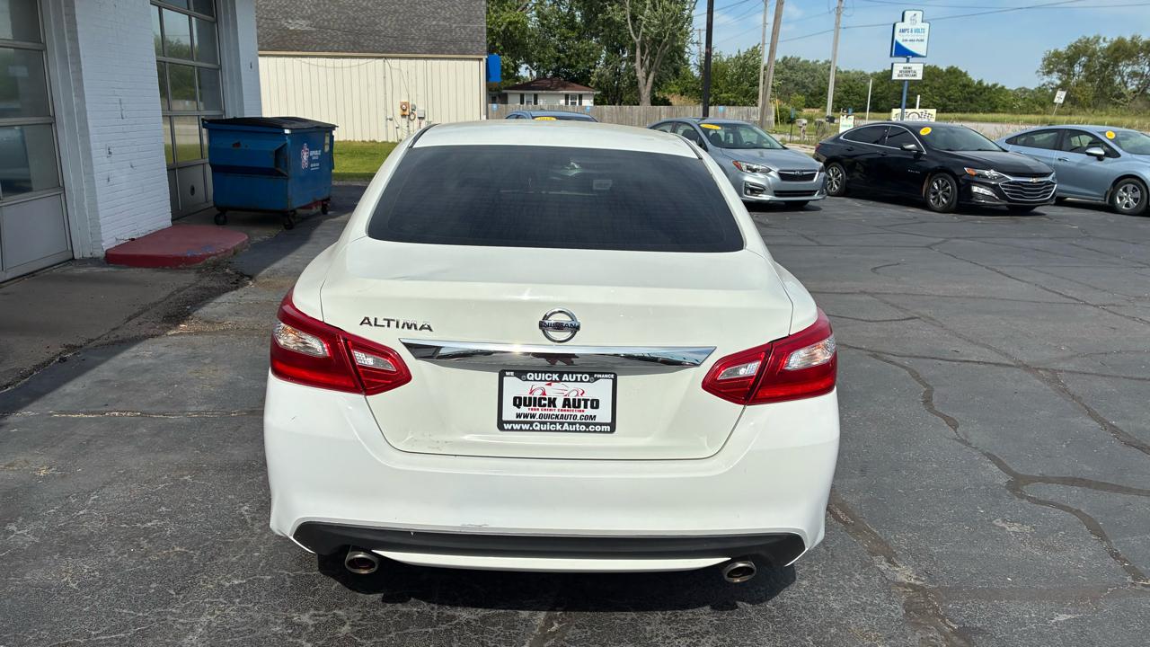 Nissan Altima 2.5 S Sedan 2017