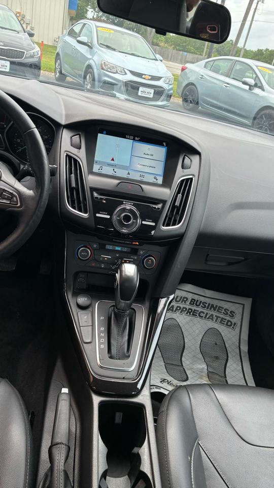 Ford Focus Titanium Sedan 2018