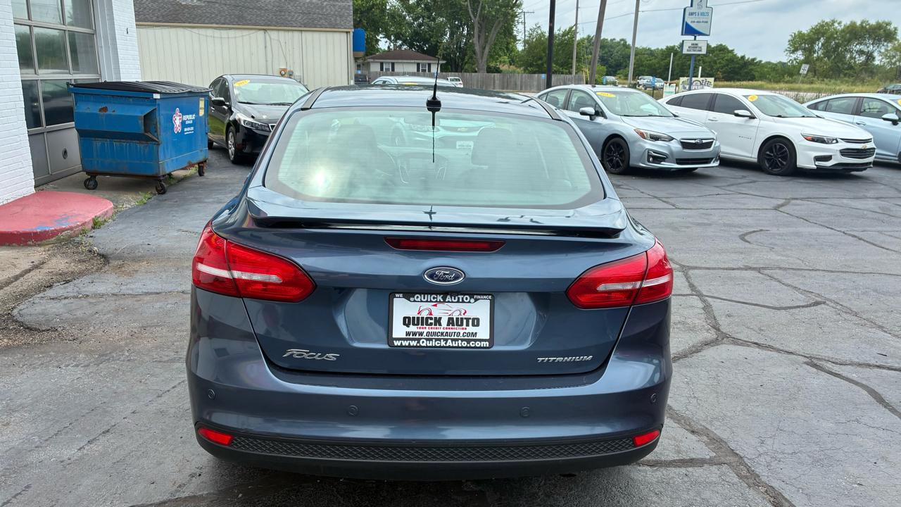 Ford Focus Titanium Sedan 2018