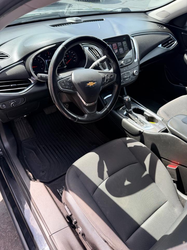 Chevrolet Malibu 4dr Sdn LT w/1LT 2017
