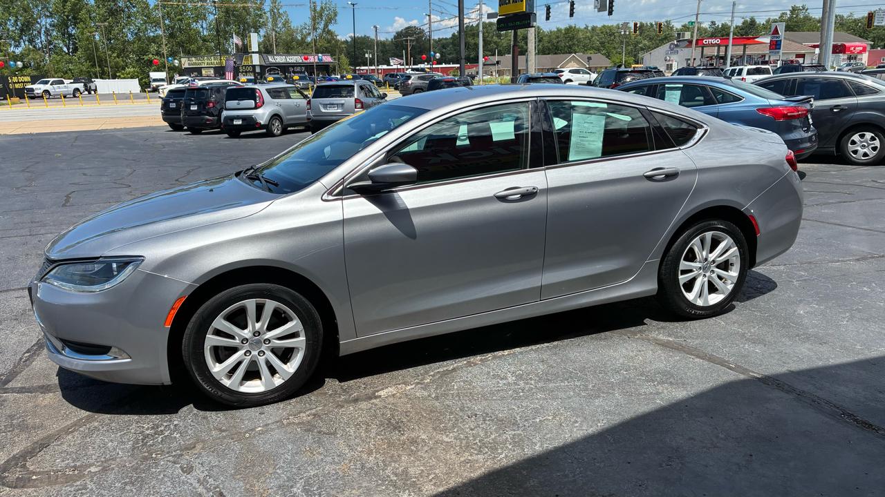 Chrysler 200 4dr Sdn Limited FWD 2016