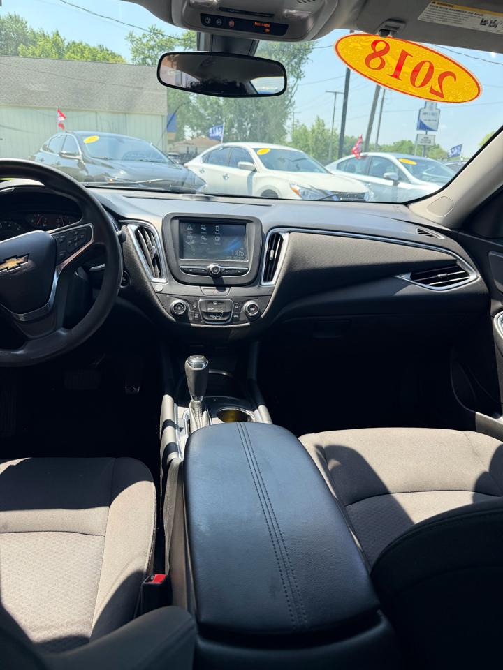 Chevrolet Malibu 4dr Sdn LT w/1LT 2018