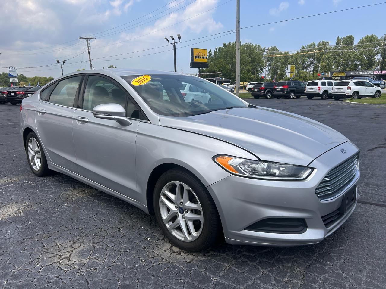 Ford Fusion 4dr Sdn SE FWD 2016