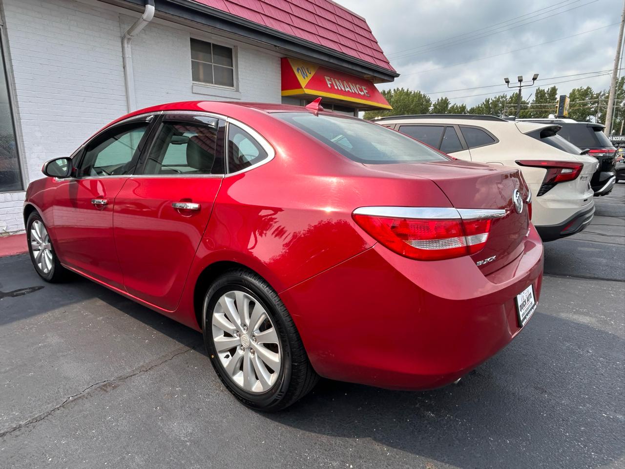 Buick Verano 4dr Sdn Base 2014