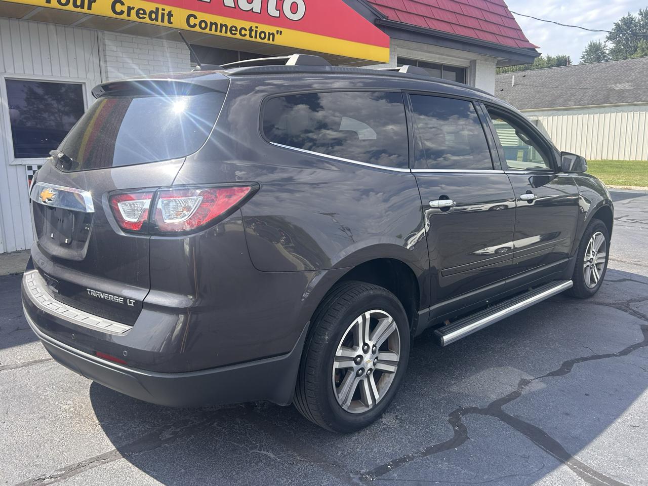 Chevrolet Traverse FWD 4dr LT w/2LT 2016