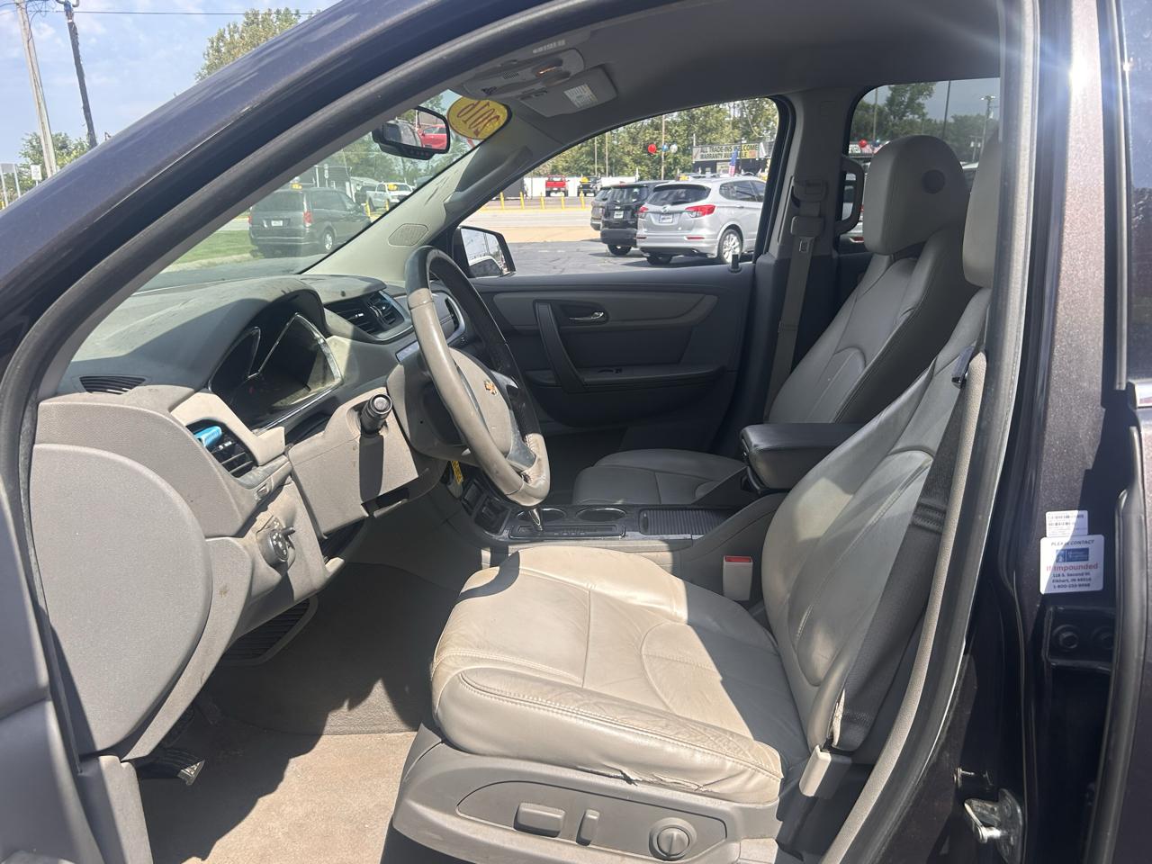 Chevrolet Traverse FWD 4dr LT w/2LT 2016