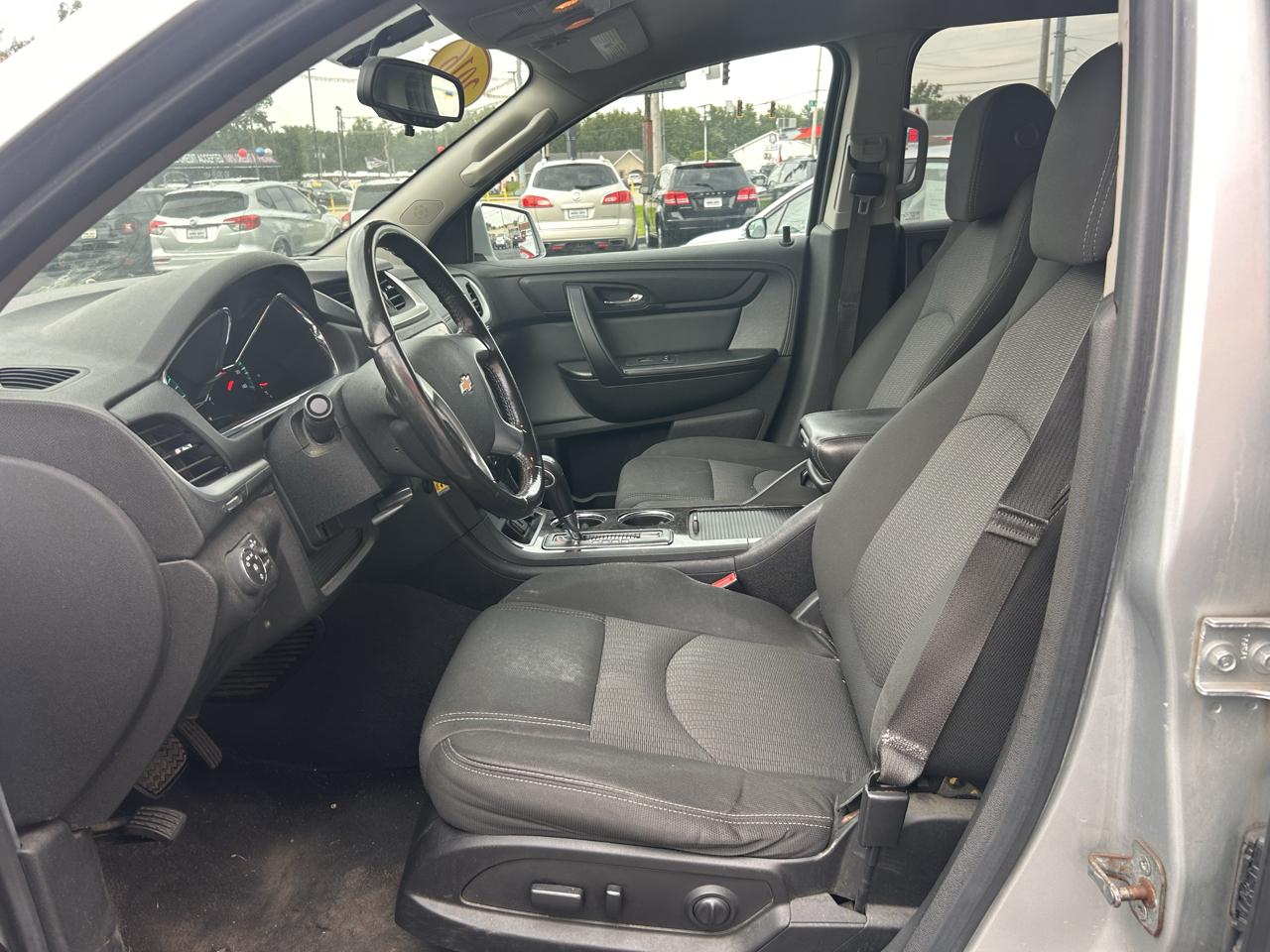 Chevrolet Traverse AWD 4dr LT w/1LT 2016