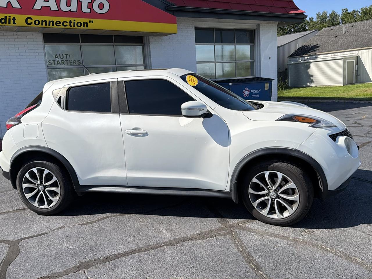 Nissan Juke FWD SV 2017