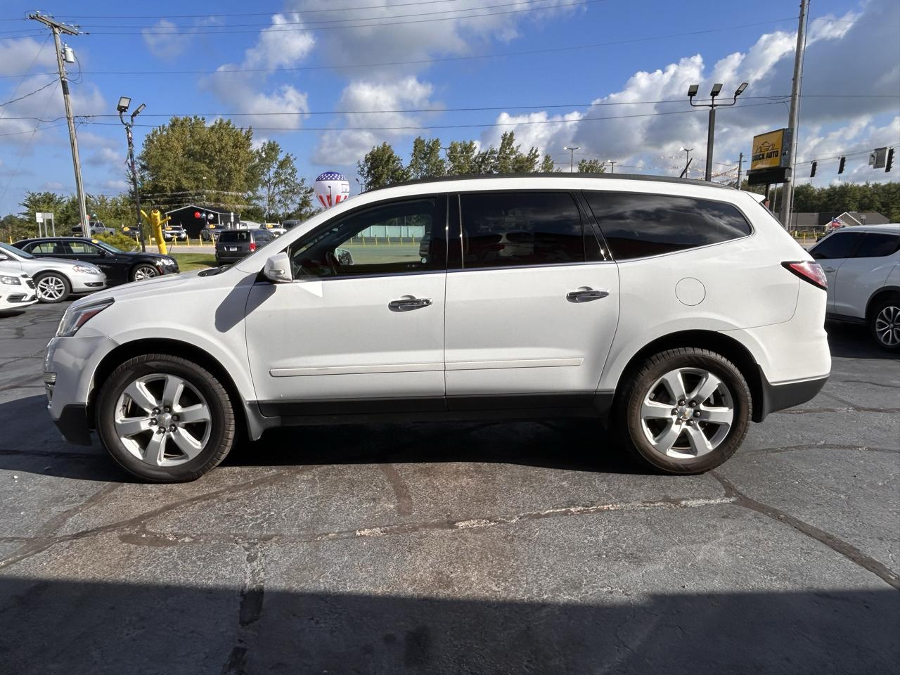 Chevrolet Traverse AWD 4dr LT w/1LT 2017