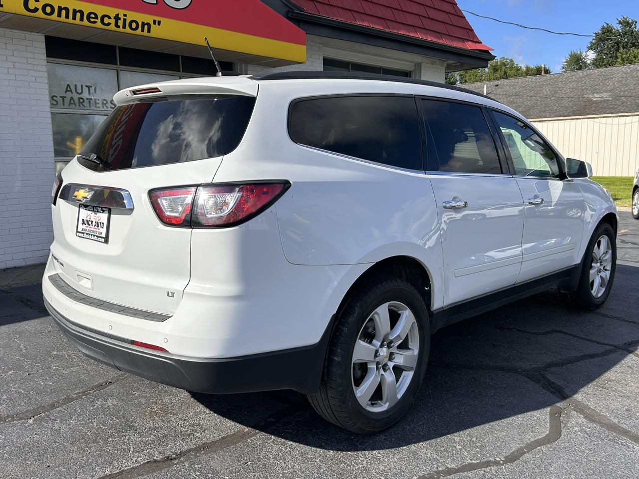 Chevrolet Traverse AWD 4dr LT w/1LT 2017