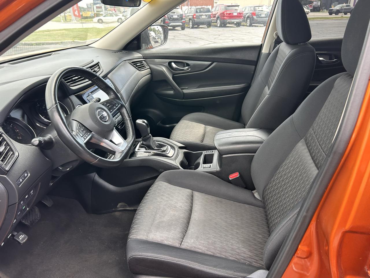 Nissan Rogue AWD SV 2017