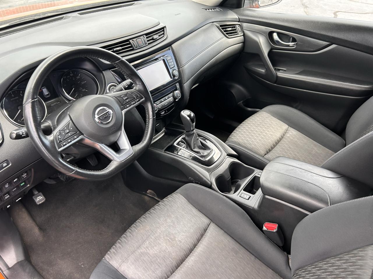 Nissan Rogue AWD SV 2017