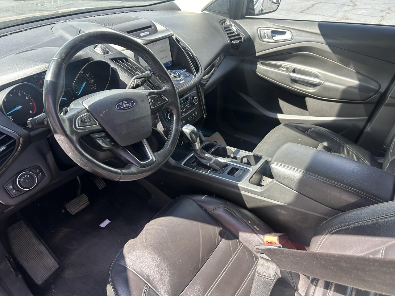 Ford Escape Titanium 4WD 2017