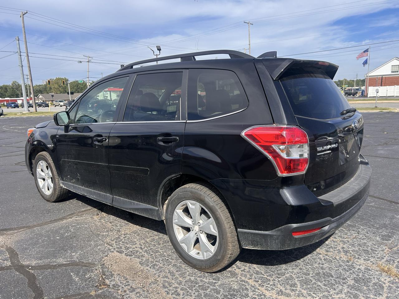 Subaru Forester 4dr CVT 2.5i Limited PZEV 2016