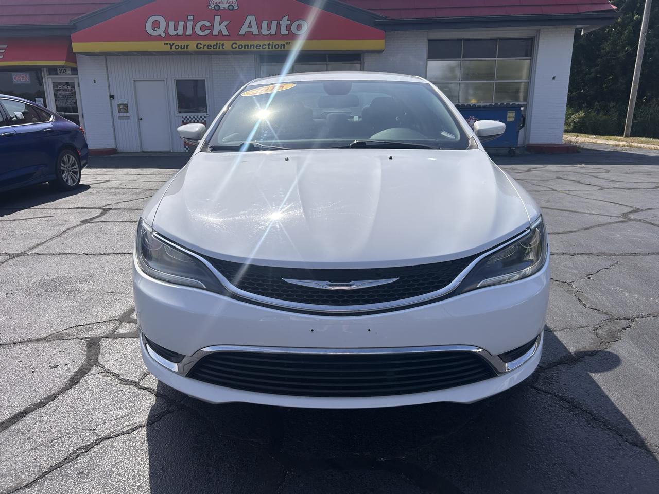 Chrysler 200 4dr Sdn Limited FWD 2015