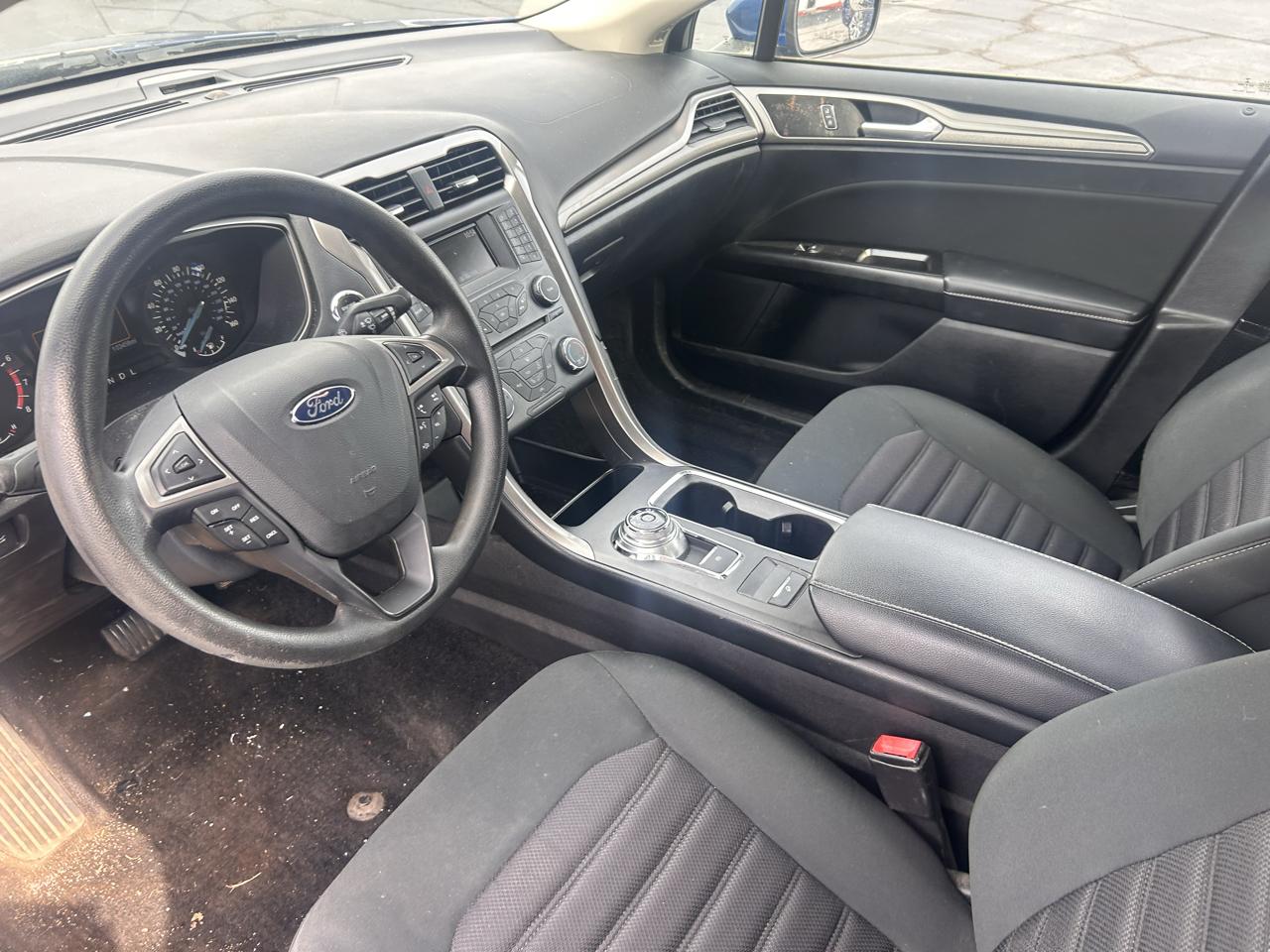 Ford Fusion SE FWD 2017