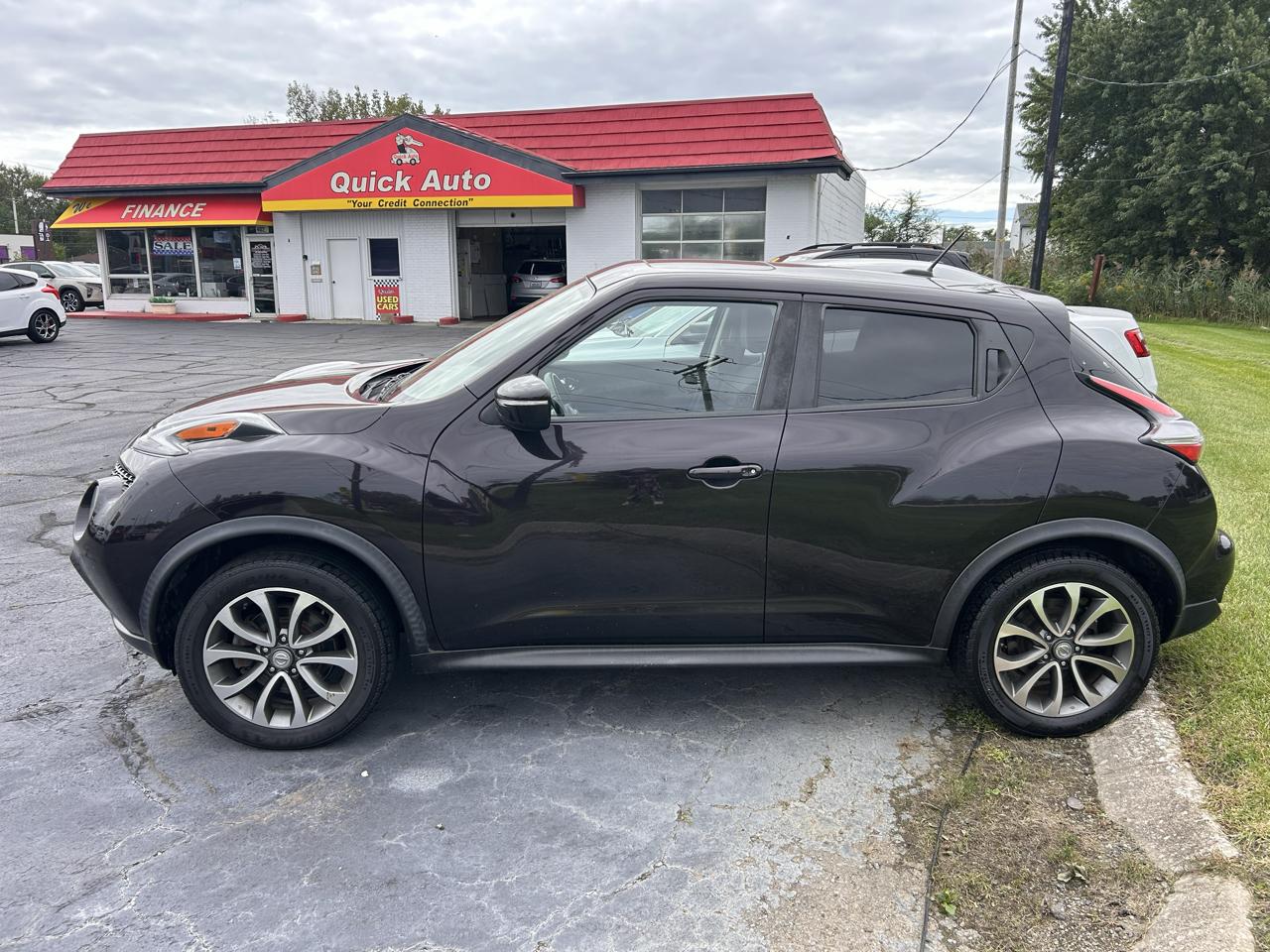 Nissan Juke AWD SV 2017