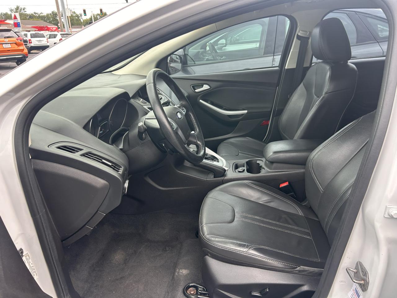 Ford Focus 5dr HB SE 2014