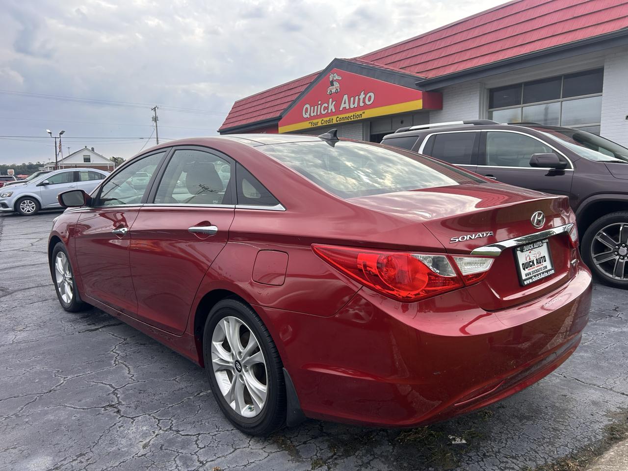 Hyundai Sonata 4dr Sdn 2.4L Auto Limited 2013