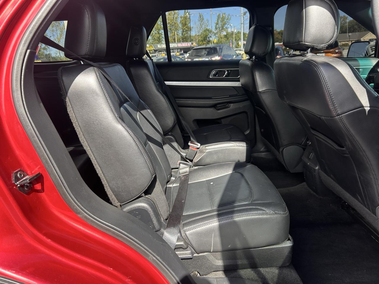 Ford Explorer XLT 4WD 2017