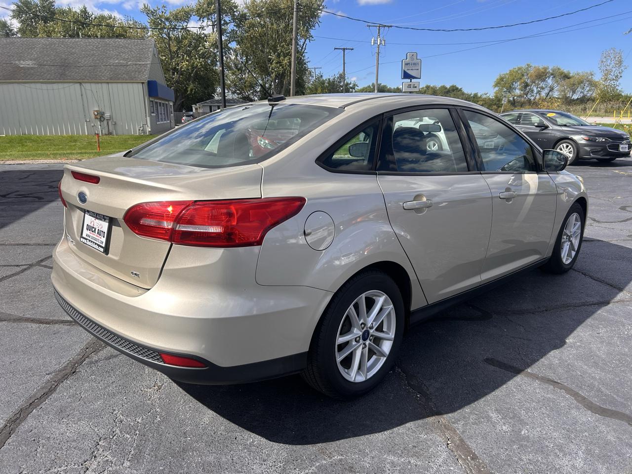 Ford Focus SE Sedan 2017