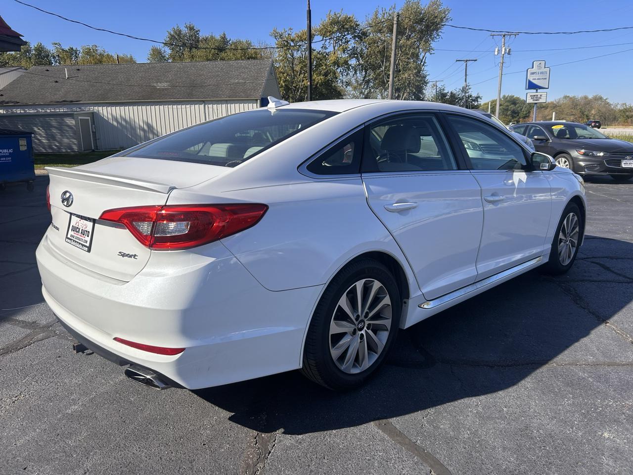 Hyundai Sonata Sport 2.4L 2017