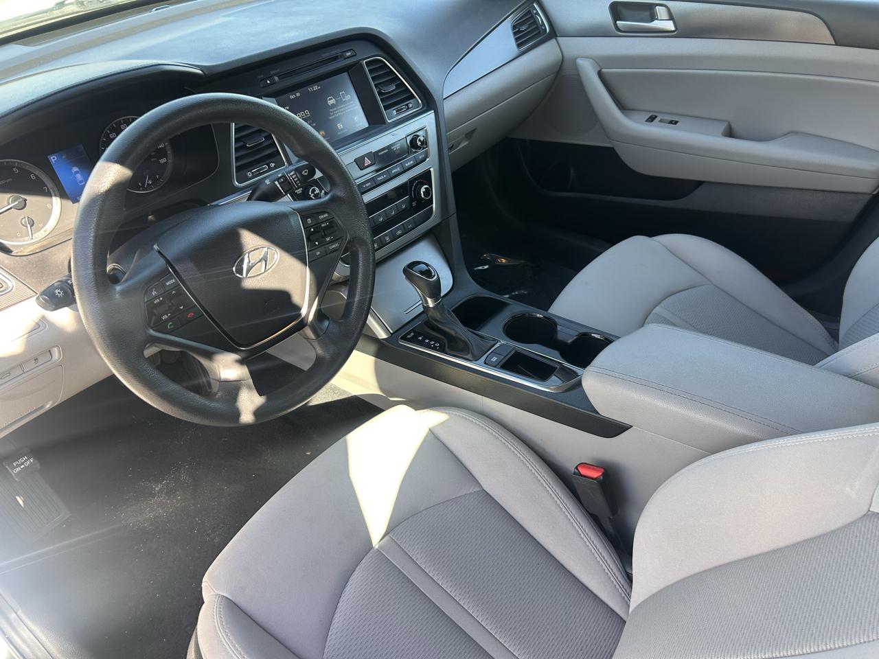 Hyundai Sonata Sport 2.4L 2017