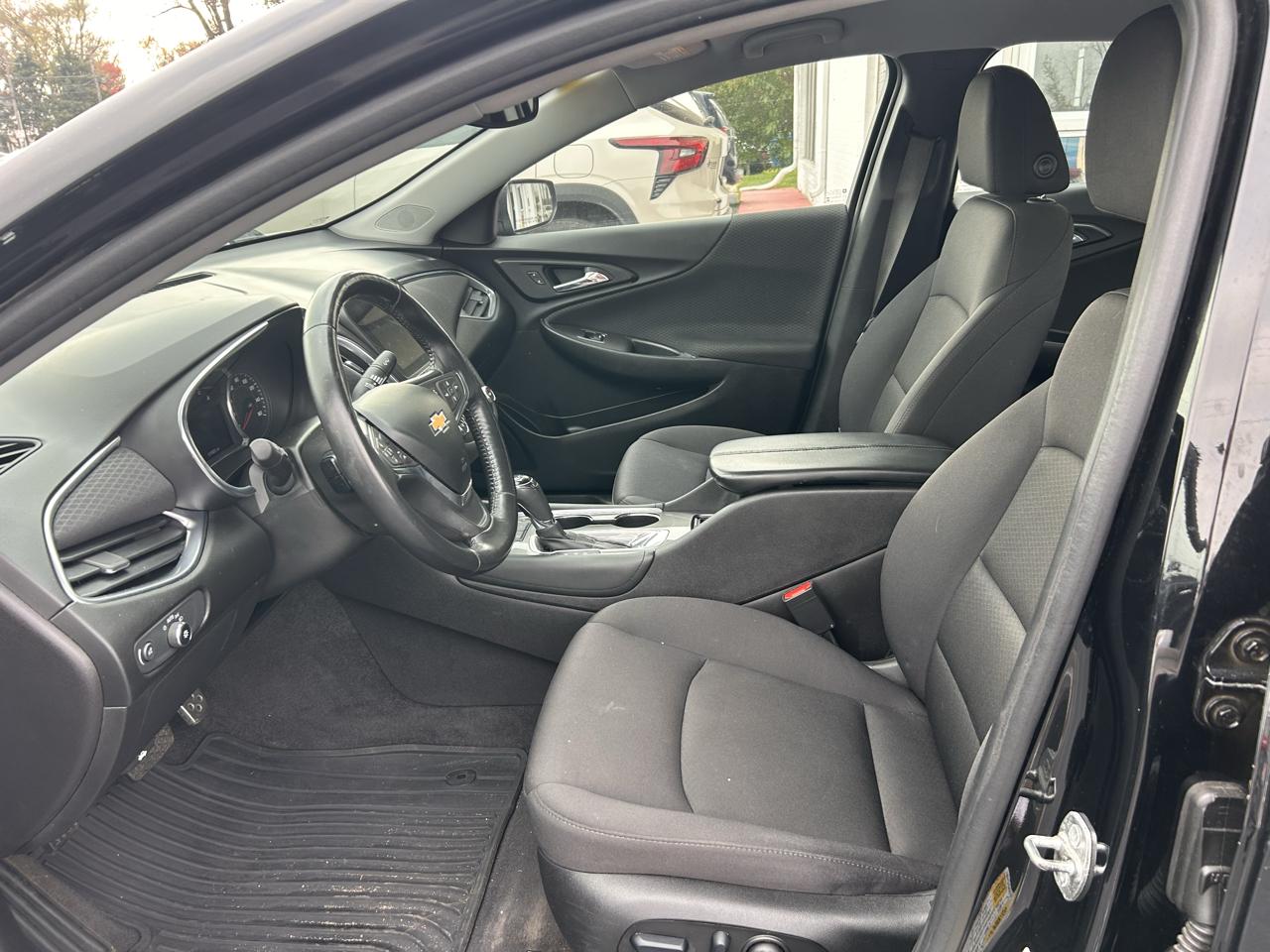 Chevrolet Malibu 4dr Sdn LT w/2LT 2016