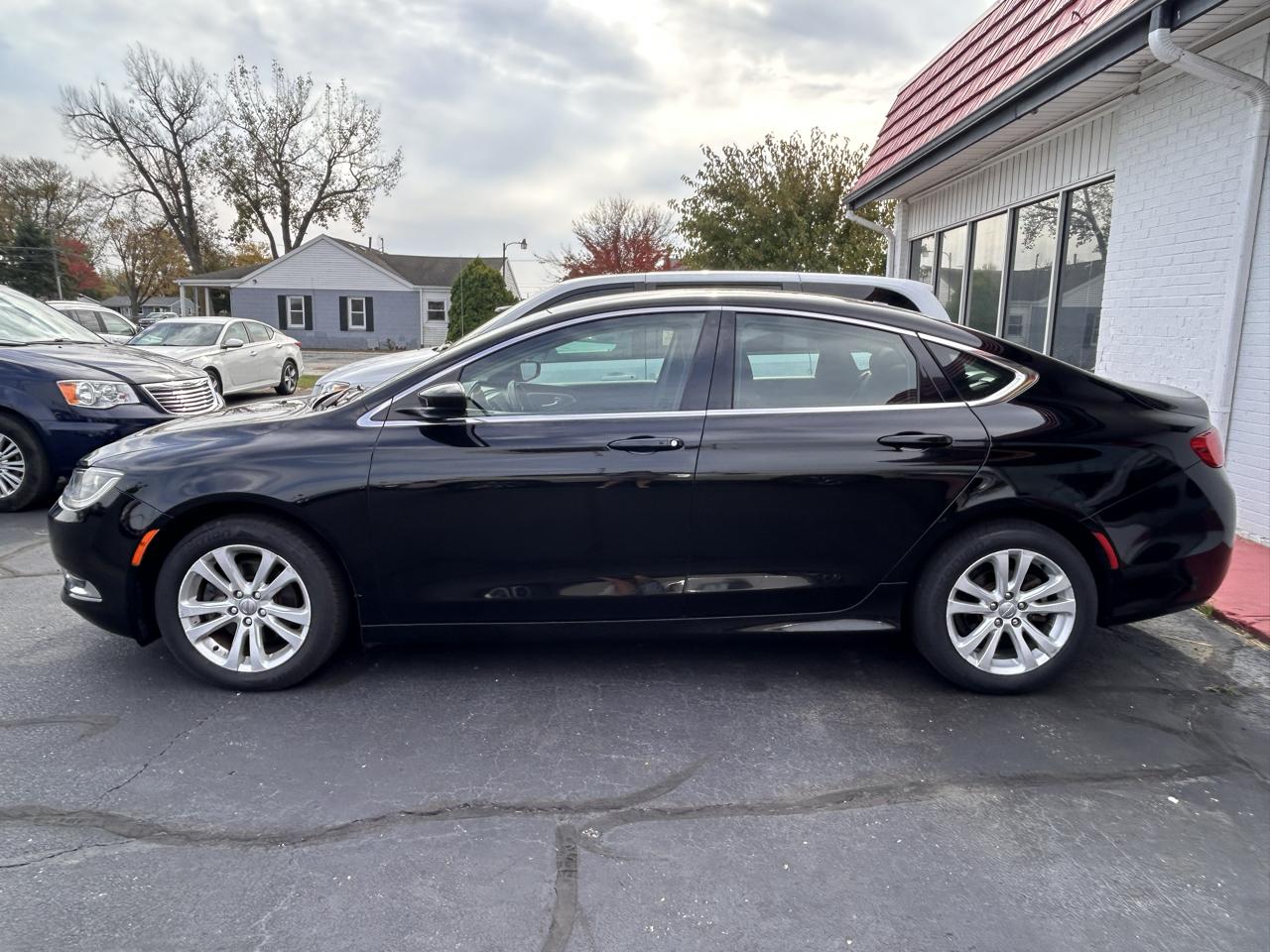 Chrysler 200 4dr Sdn Limited FWD 2015