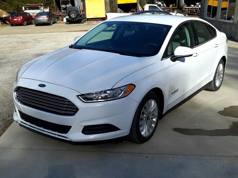 Ford Fusion Hybrid S 2016