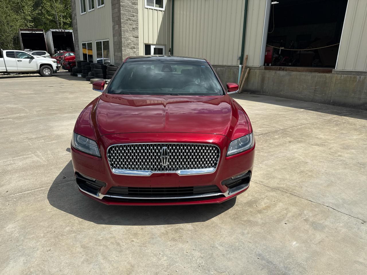 Lincoln Continental 4dr Sdn 2017