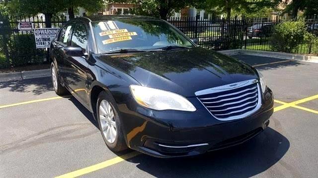 Chrysler 200 Touring 2011