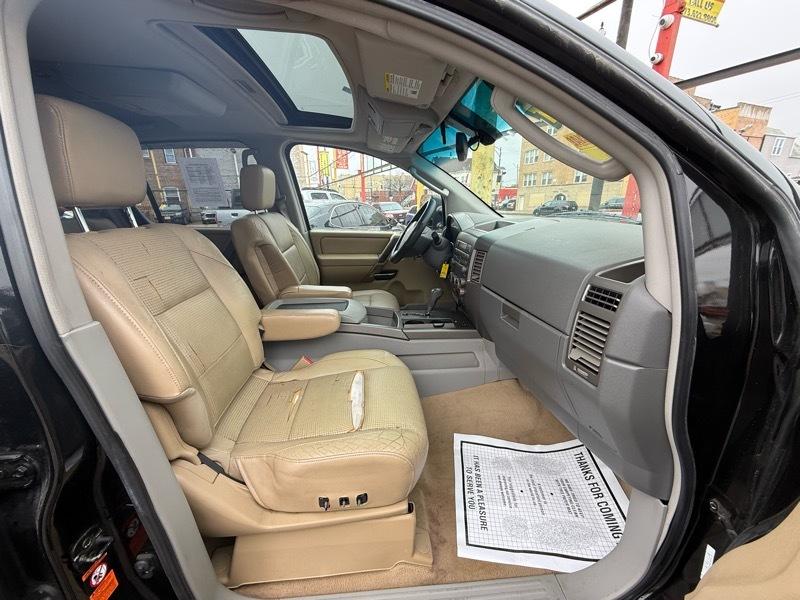 Nissan Armada SE 4WD Off-Road 2004