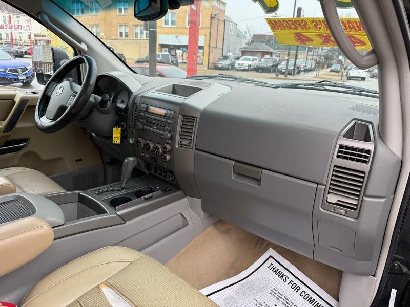 Nissan Armada SE 4WD Off-Road 2004