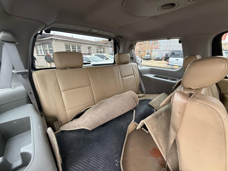 Nissan Armada SE 4WD Off-Road 2004