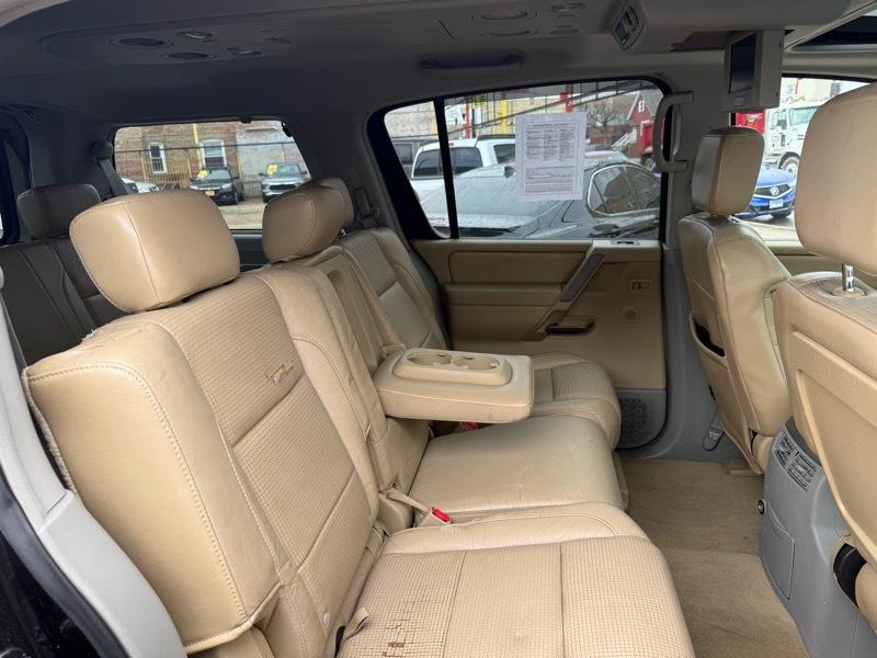 Nissan Armada SE 4WD Off-Road 2004