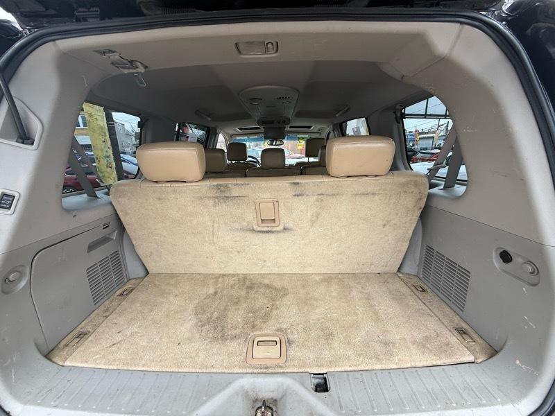 Nissan Armada SE 4WD Off-Road 2004