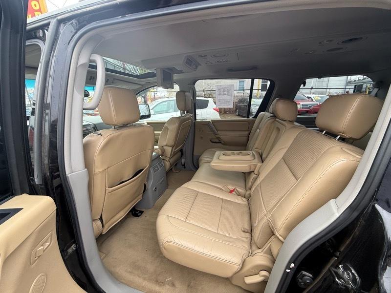 Nissan Armada SE 4WD Off-Road 2004