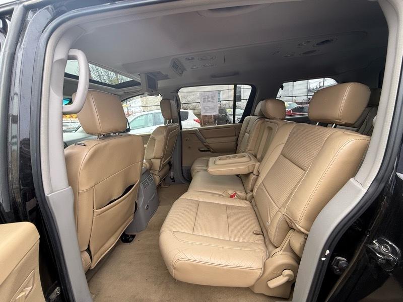 Nissan Armada SE 4WD Off-Road 2004