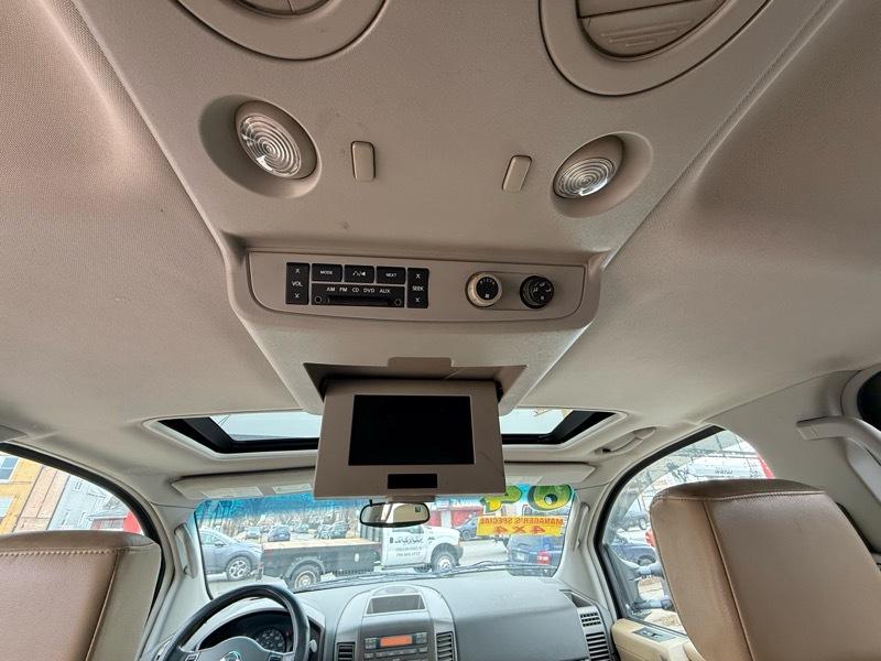 Nissan Armada SE 4WD Off-Road 2004