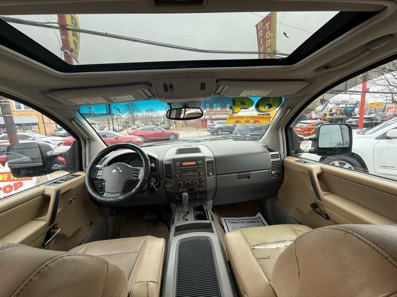 Nissan Armada SE 4WD Off-Road 2004